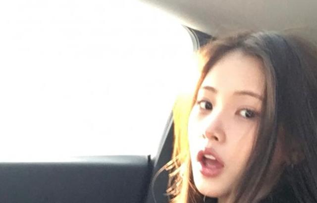 베이비돈크라이 이현