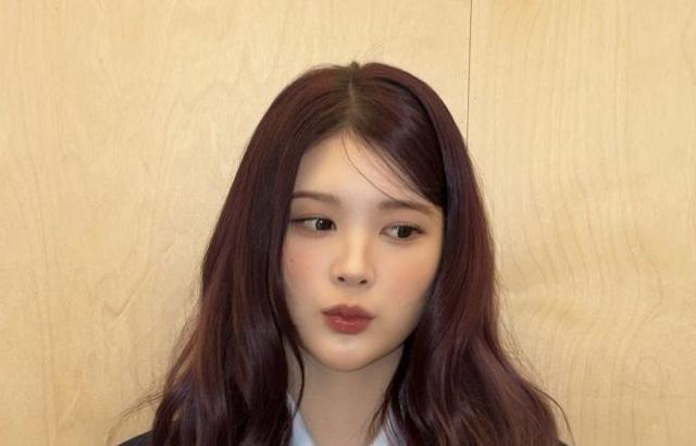 하츠투하츠 에이나