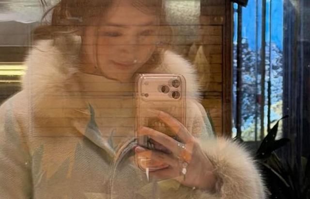 UNIS (유니스) 엘리시아