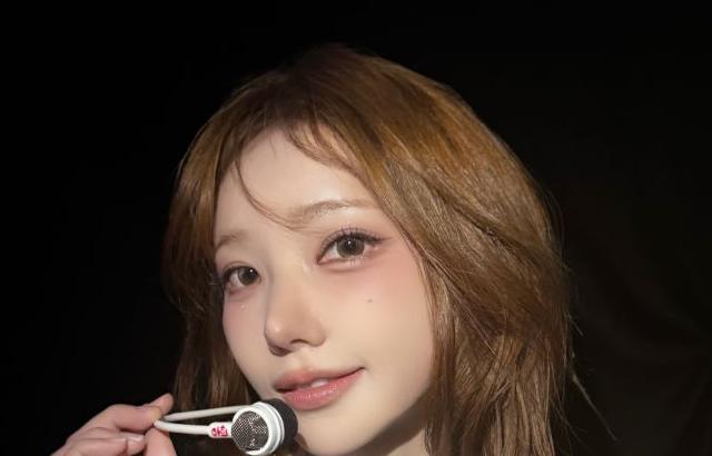 qwer 마젠타,  시연