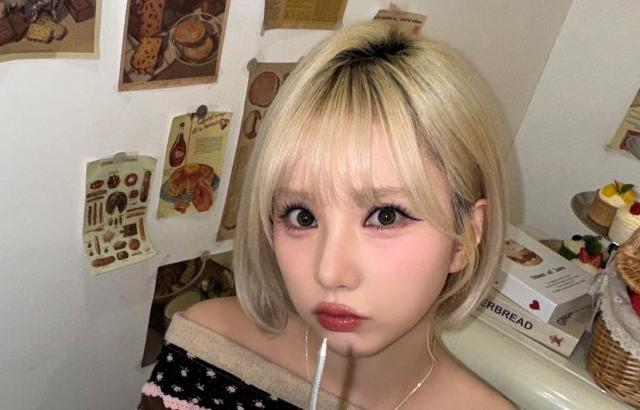 은하 신비 엄지 VIVIZ비비지 HAPPY Na.V DAY/ 엄지 with 전소미/ Look Here