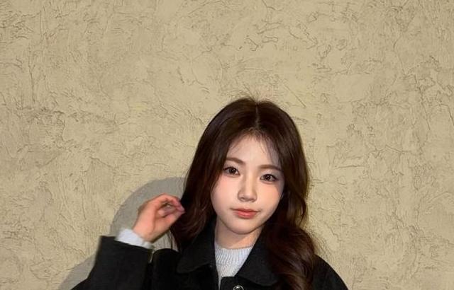 UNIS (유니스) 오윤아