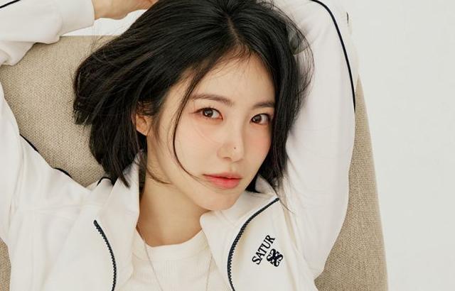 신예은 SATUR세터