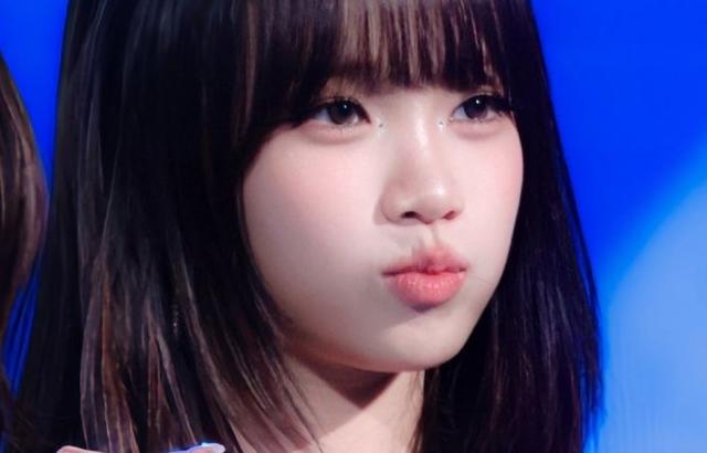 LE SSERAFIM (르세라핌) 김채원