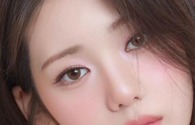 베이비몬스터 로라