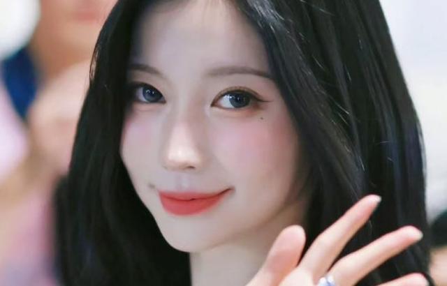 BABYMONSTER (베이비몬스터) 아사