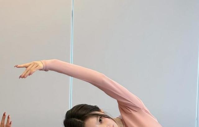 홍지윤 김설현 인별