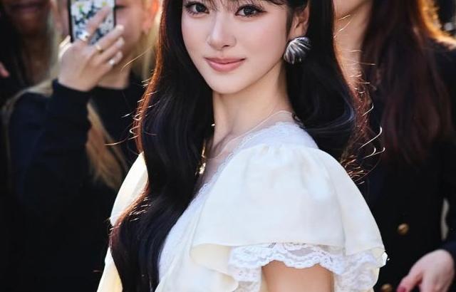 MEOVV (미야오) 안나