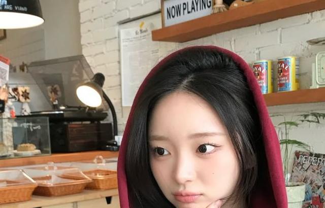 아이칠린 (ICHILLIN') 이지