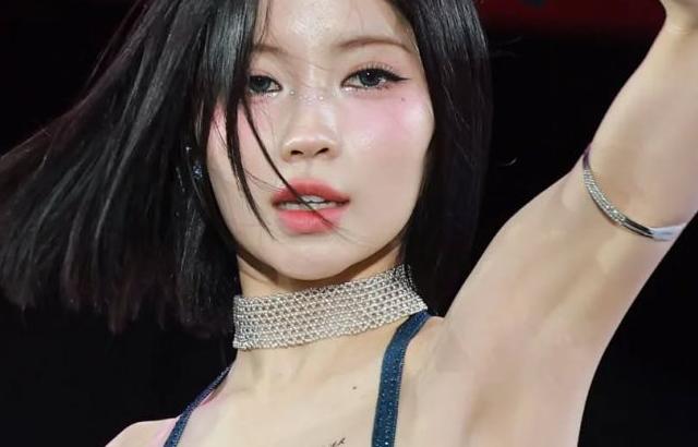 BABYMONSTER (베이비몬스터) 아사