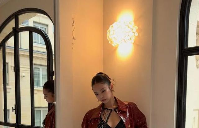 BLACKPINK (블랙핑크) 제니