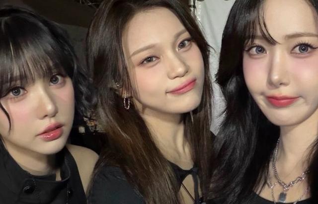 은하 신비 엄지 VIVIZ비비지 2026 세븐일레븐 가오슝 Sakura Festival