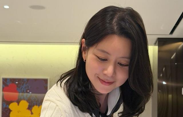 손정은 아나운서