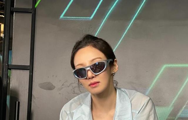 권유리 소녀시대 나이트라인/ 효연 인별