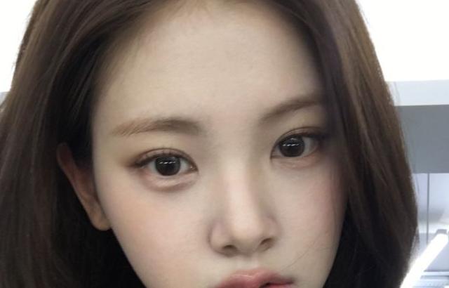 베이비돈크라이 이현